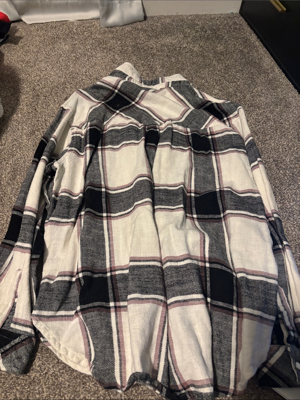 Women’s Tillys Black & White Plaid Button-Up Shirt - Picture 2 of 3
